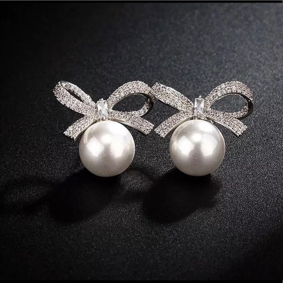 925 Sterling Silver Bow & Pearl Drop Earrings - Picture 3 of 7